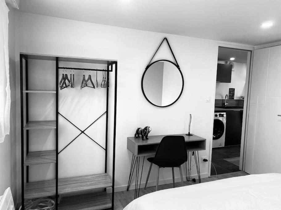 Apartamento L'Atelier D'Emilie Bessines Exterior foto