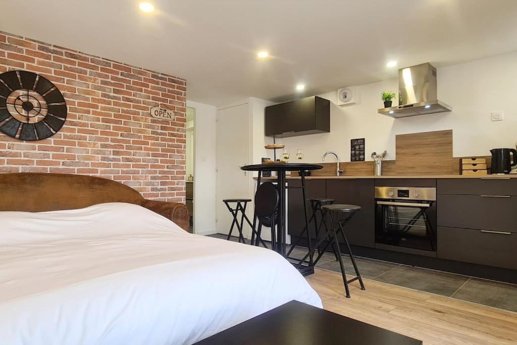 Apartamento L'Atelier D'Emilie Bessines Exterior foto