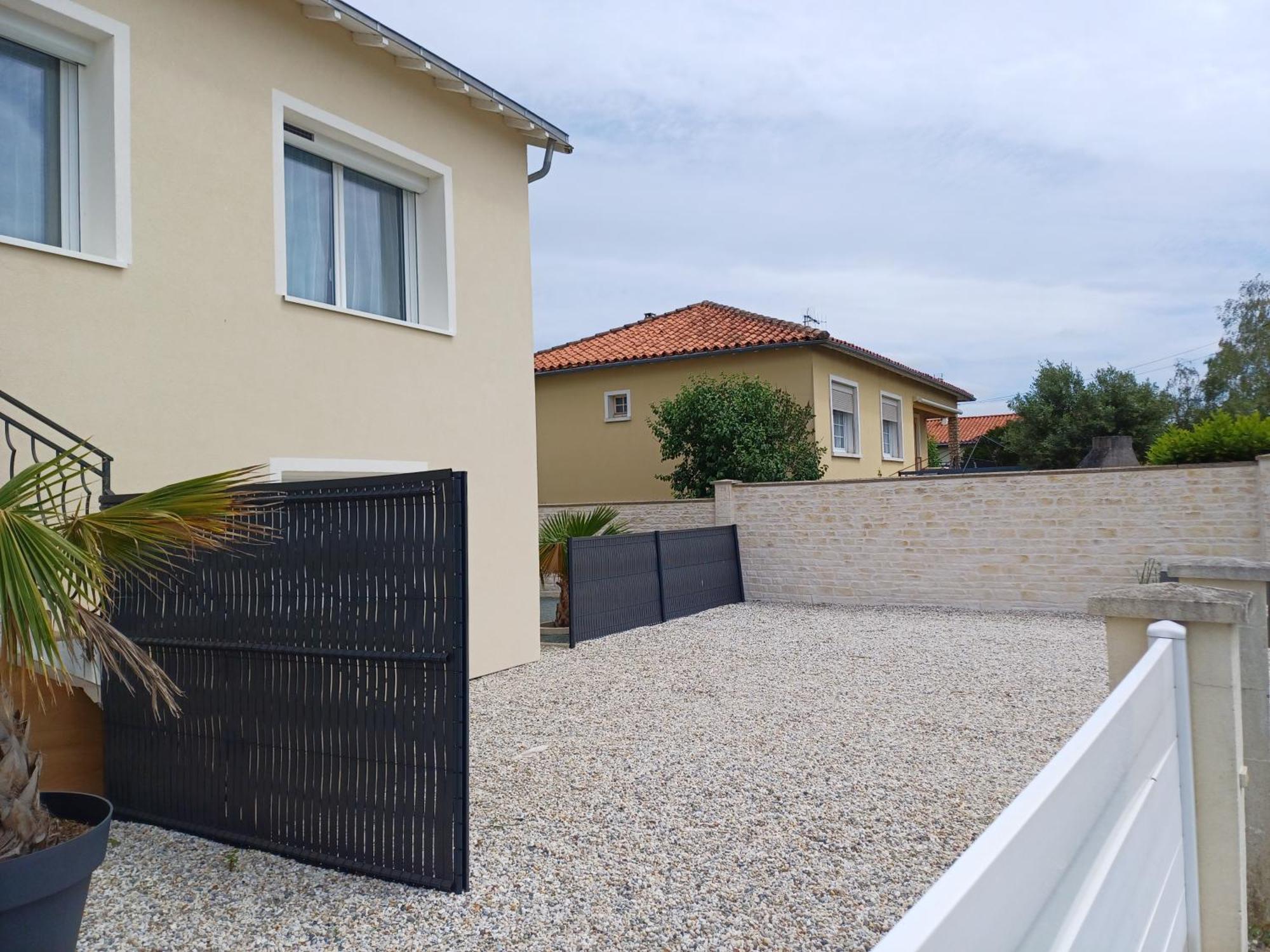 Apartamento L'Atelier D'Emilie Bessines Exterior foto